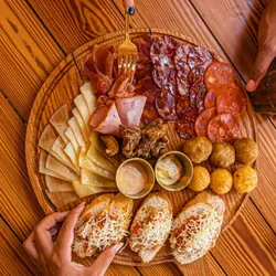 Picadera Pachamama 🧀🐷🍞